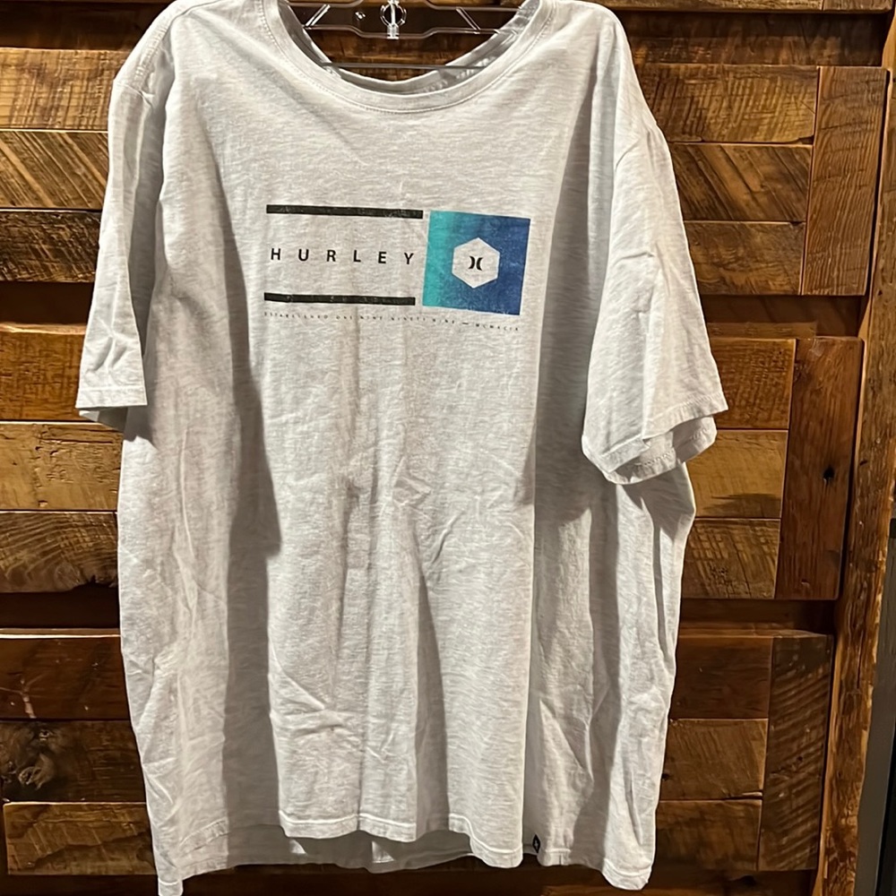 Nwot Hurley tshirt